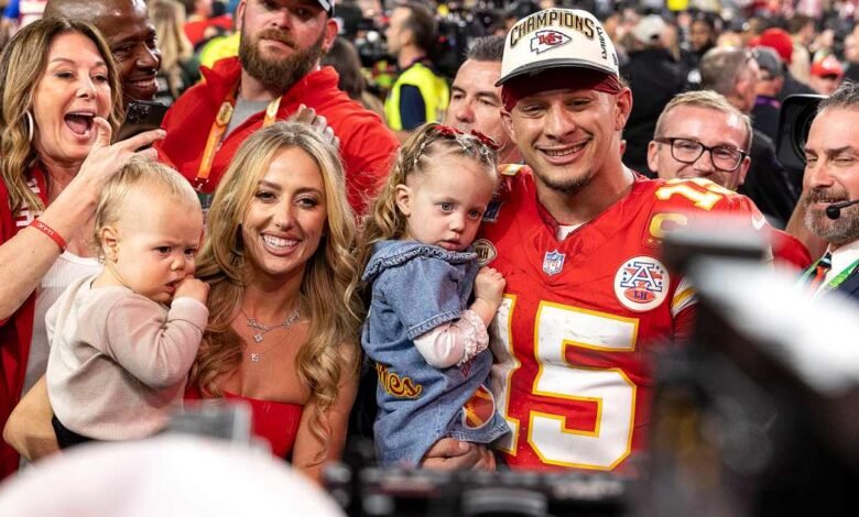 Di dalam Patrick, ulang tahun ke-4 bertema Brittany Mahomes untuk Sterling