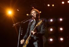 Rick Springfield mengungkapkan kerusakan Brian yang masih ada dari musim gugur 25 tahun yang lalu