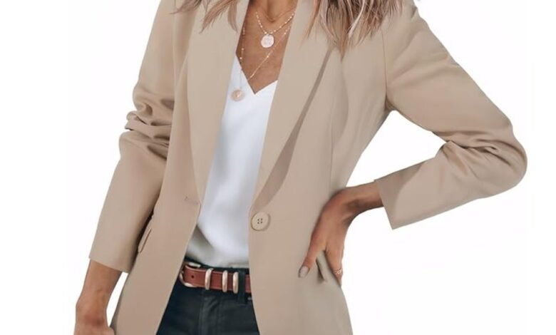 Tampilan Blazer Beige Blazer Kate Hudson hanya $ 50 di Amazon